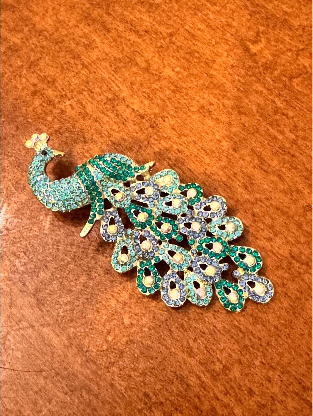 Elegant Peacock Brooch with Green and Blue Rhinestones 616